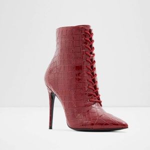 IN BOX ALDO ALYLYAN ANKLE BOOTS
